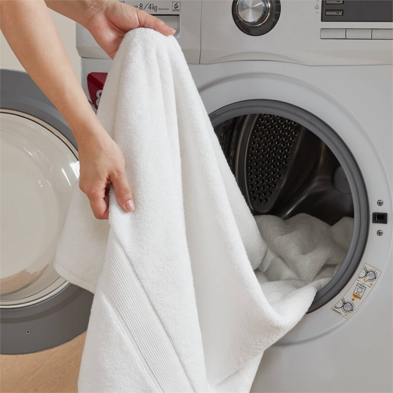 Olliix Madison Park Signature 800GSM 8-Piece Bath Towel Cotton in Olive Green