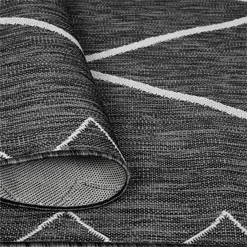 Olliix Madison Park Darya 8x10' Rug Polypropylene in Grey/White