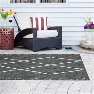 Olliix Madison Park Darya 8x10' Rug Polypropylene in Grey/White