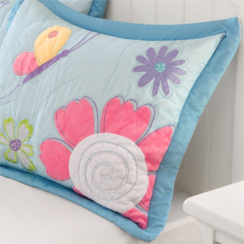 Olliix Intelligent Design Kids Crazy Daisy Twin Quilt Set Cotton in Multi