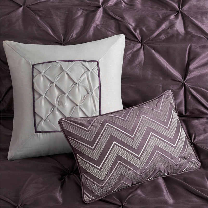 Olliix Madison Park Laurel King Comforter Set Polyester in Plum