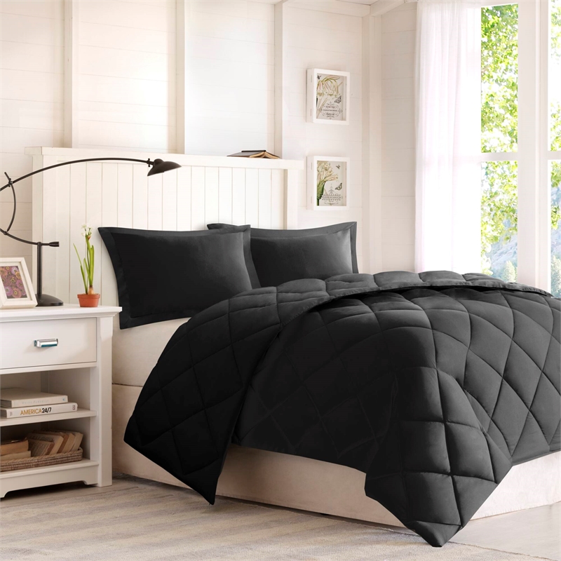Olliix Madison Park Essentials Larkspur King Comforter Mini Set in Black/Black