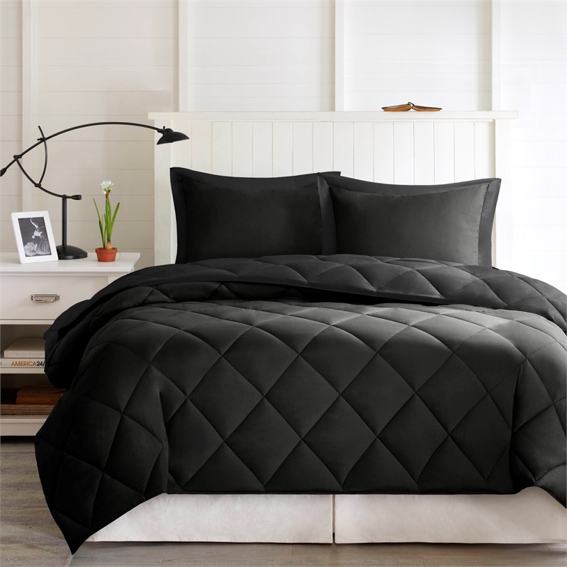Olliix Madison Park Essentials Larkspur King Comforter Mini Set in Black/Black