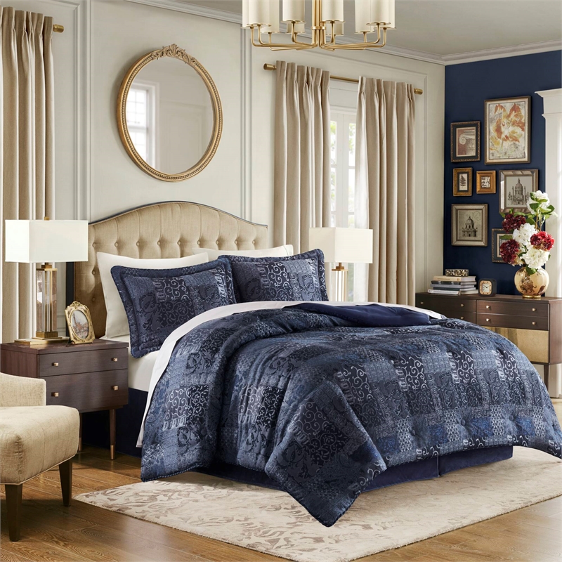 Olliix Croscill Classics Galleria King Comforter Set Polyester in Navy