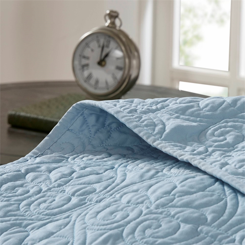 Olliix Madison Park Quebec King Bedspread Set Cotton in Blue