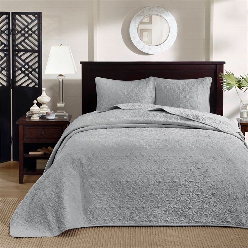 Olliix Madison Park Quebec King Bedspread Set Cotton in Grey