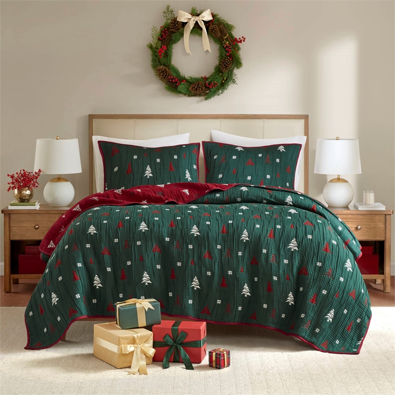 Olliix Madison Park Winter King Coverlet Mini Set Polyester in Red