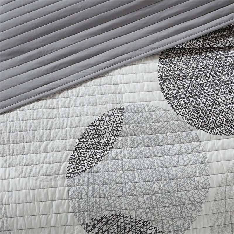 Olliix Madison Park Essentials Knowles Twin Quilt Set Cotton in Grey