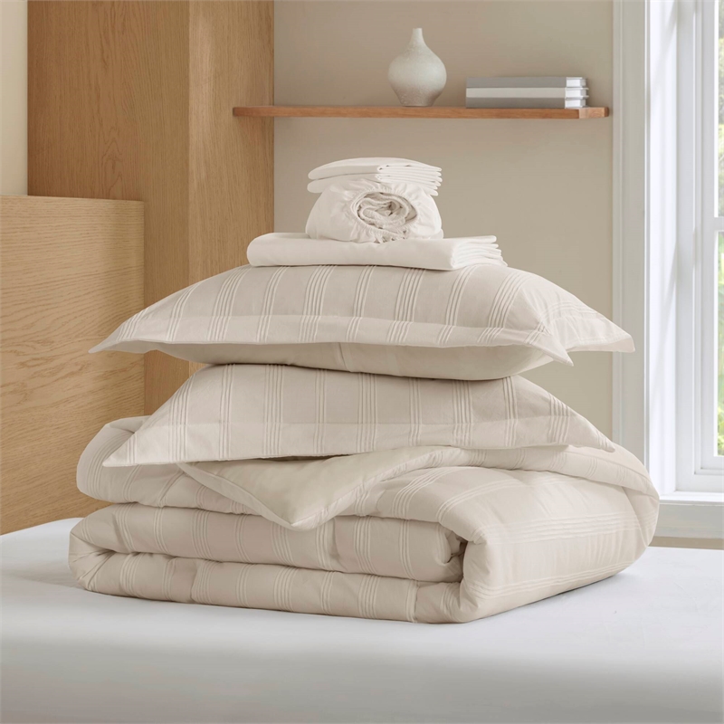 Olliix Super Listing Logan King Comforter Set Polyester in Neutral