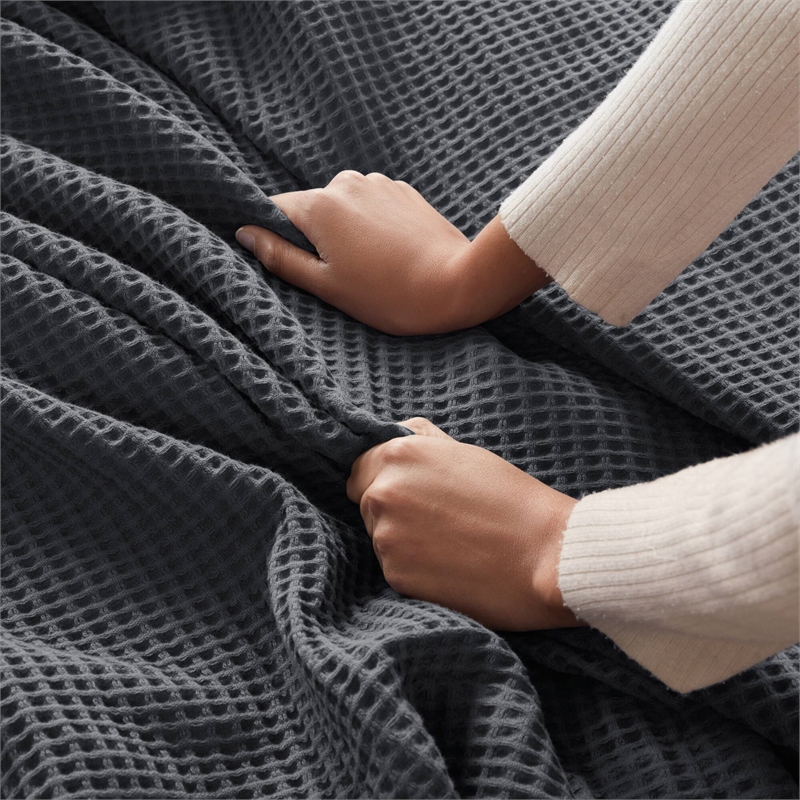 Olliix Madison Park Waffle Weave King Blanket Cotton in Dark Grey