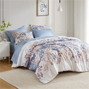 Olliix Madison Park Essentials Luna Full Comforter Set Polyester in Blue
