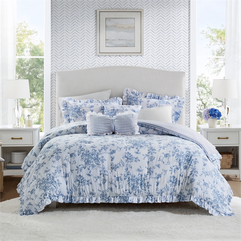 Olliix Madison Park Essentials Adele King Comforter Set Polyester in Blue