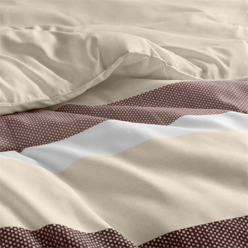 Olliix Regency Heights Blais King Comforter Mini Set Memory Foam in Terracotta