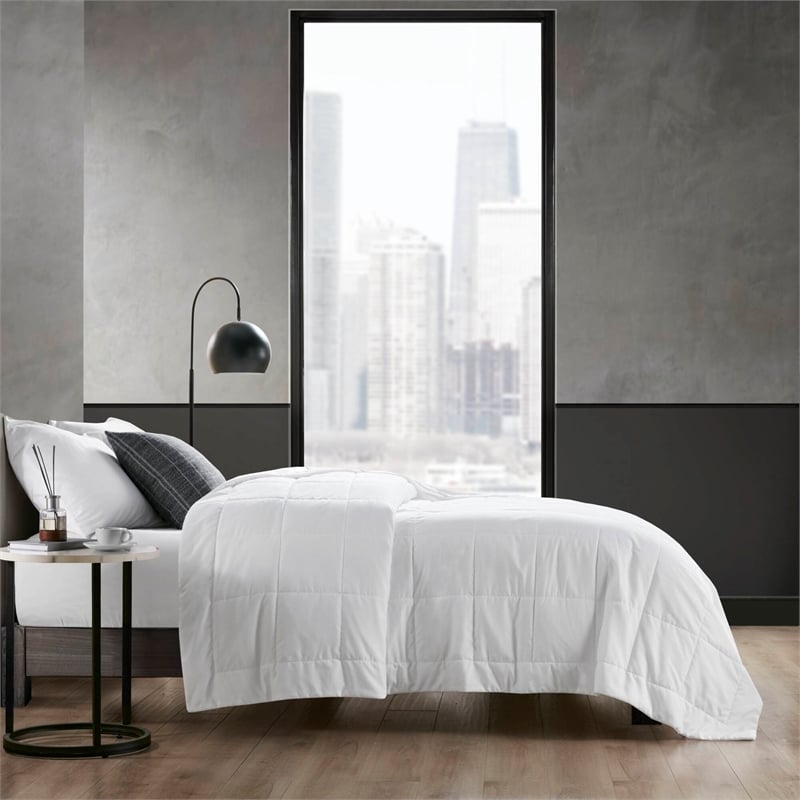 Olliix Sharper Image Cooling Touch Twin Blanket Polyester in White