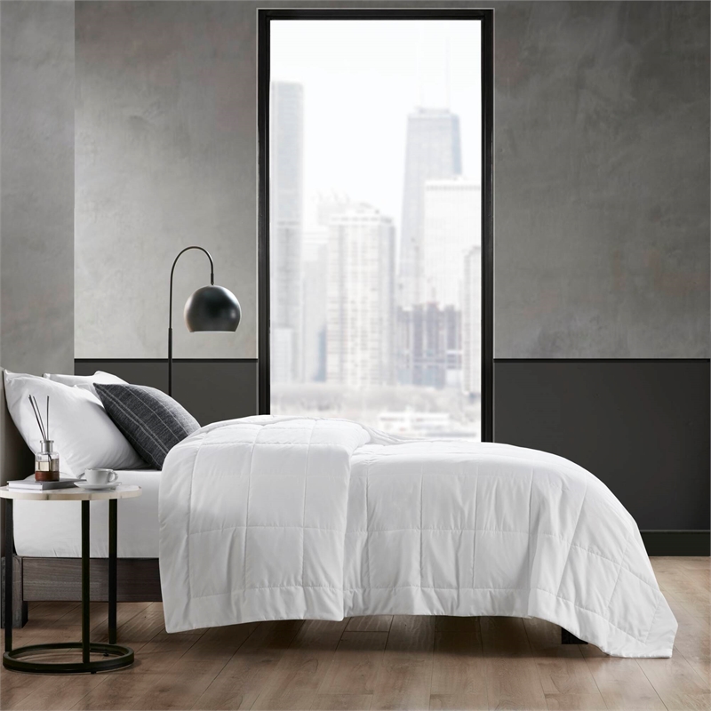 Olliix Sharper Image Cooling Touch King Blanket Polyester in White