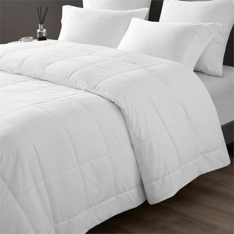 Olliix Sharper Image Cooling Touch King Blanket Polyester in White