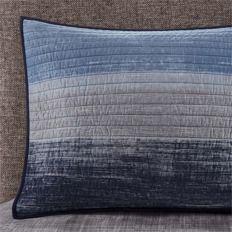 Olliix Madison Park Essentials Saben Queen Quilt Set Cotton in Navy