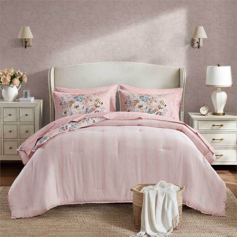 Olliix Madison Park Essentials Heather Full Comforter Set Polyester in Pink