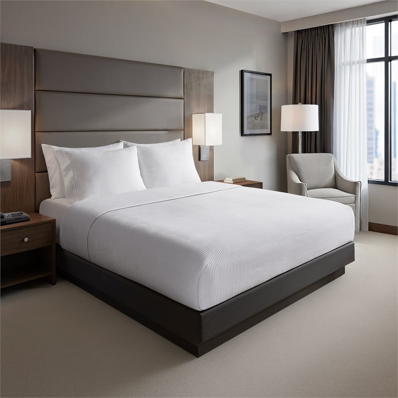 Olliix Nomad Home Full/Queen Matelasse Luxury Coverlet in White