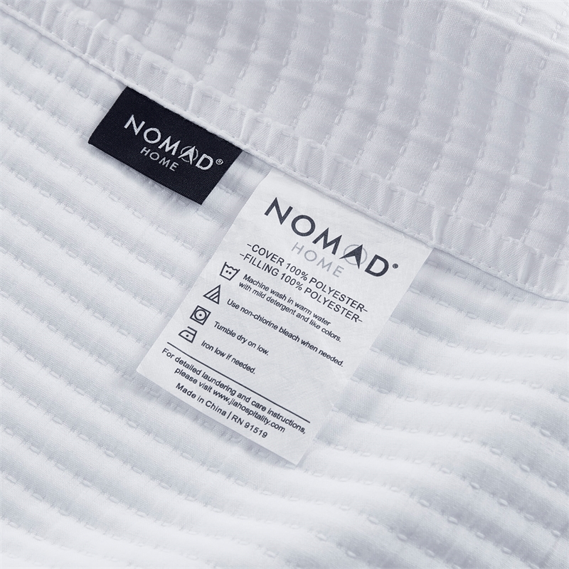 Olliix Nomad Home Full/Queen Matelasse Luxury Coverlet in White