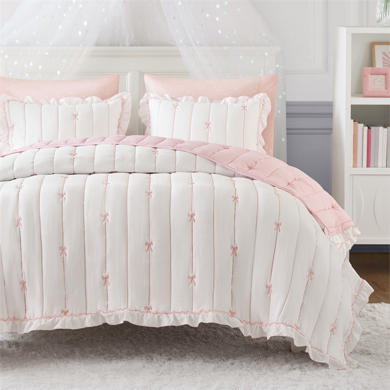 Olliix Intelligent Design Full/Queen Microfiber Quilt Set in  Pink