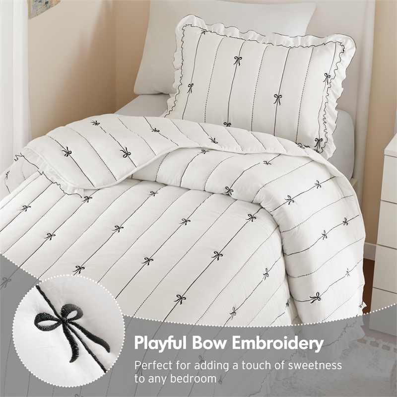 Olliix Intelligent Design Twin/Twin XL Microfiber Quilt Set in  Black