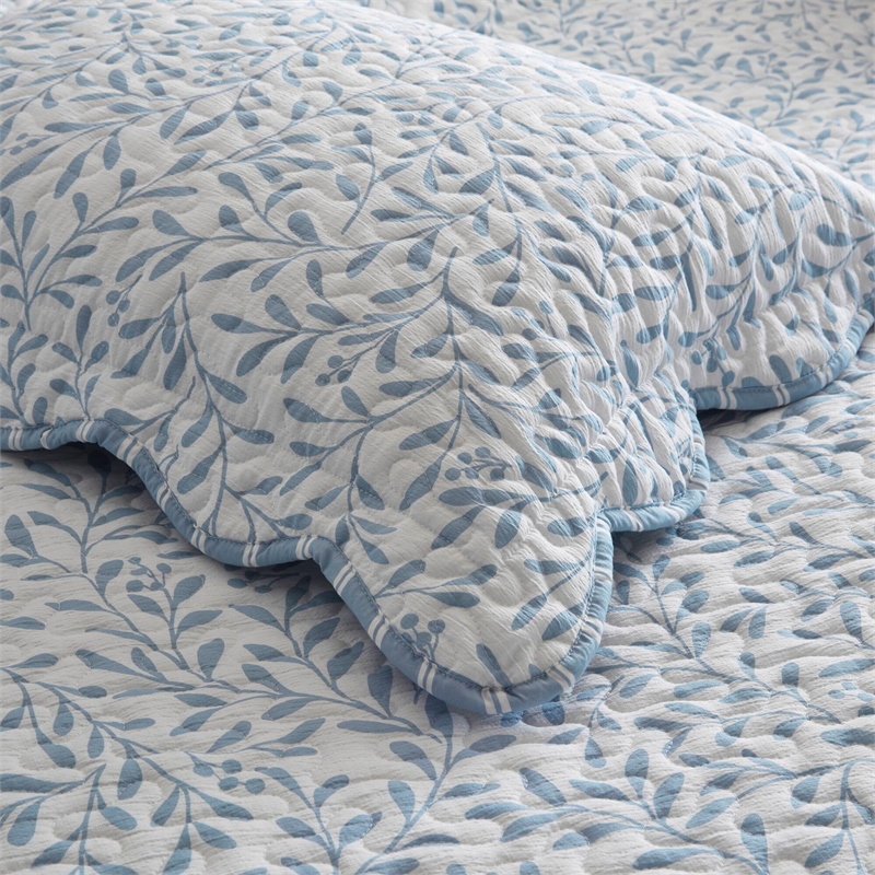 Olliix Madison Park King Microfiber Quilt Set in  Blue