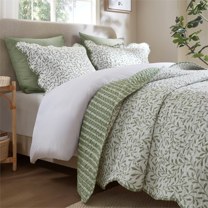 Olliix Madison Park King Microfiber Quilt Set in  Sage Green