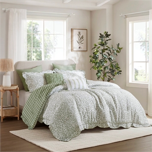 Olliix Madison Park Queen Polyester Comforter Set in  Sage Green