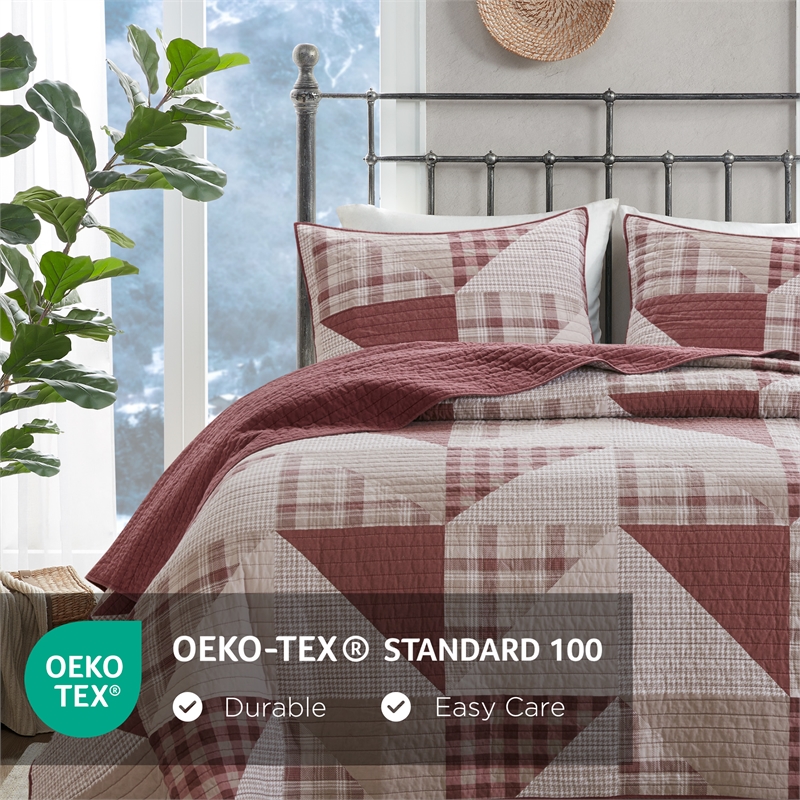 Olliix Woolrich King/Cal King Cotton Quilt Set in  Red