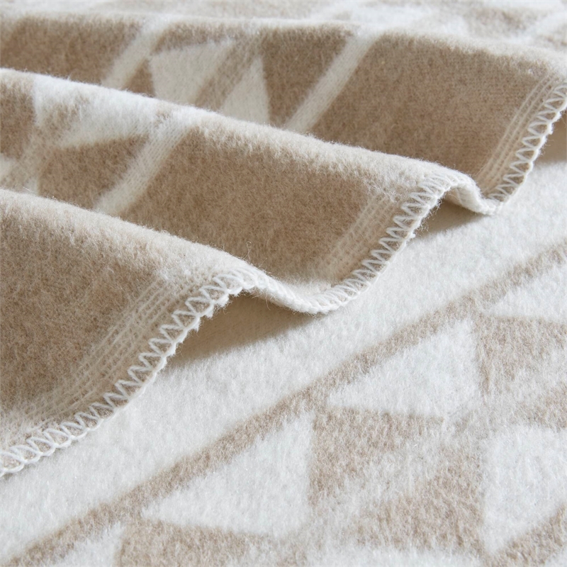 Olliix Woolrich King Cotton Blanket in Ivory Stripe