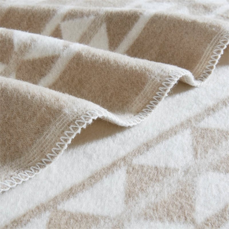Olliix Woolrich Full/Queen Cotton Blanket in Ivory Stripe