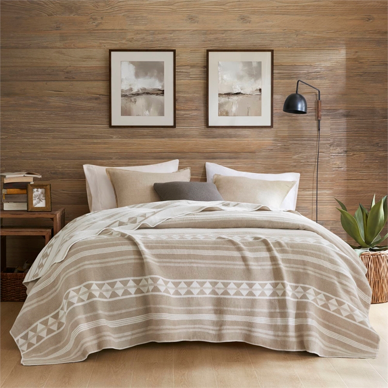 Olliix Woolrich Twin Cotton Blanket in Ivory Stripe