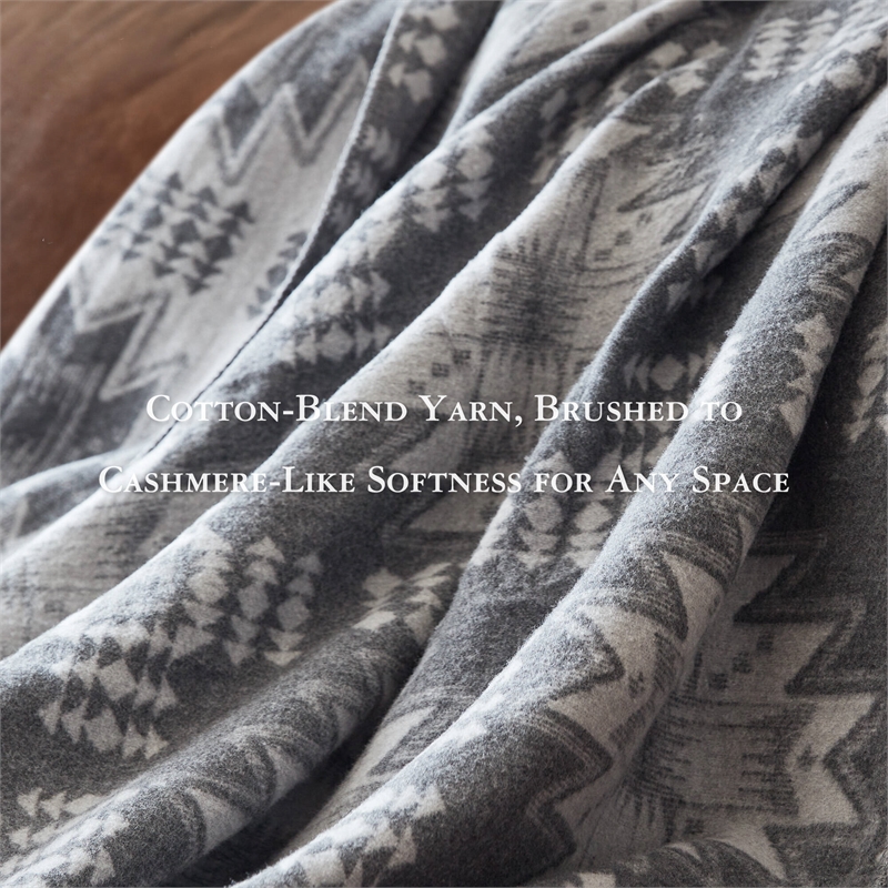 Olliix Woolrich King Cotton Blanket in Grey Aztec