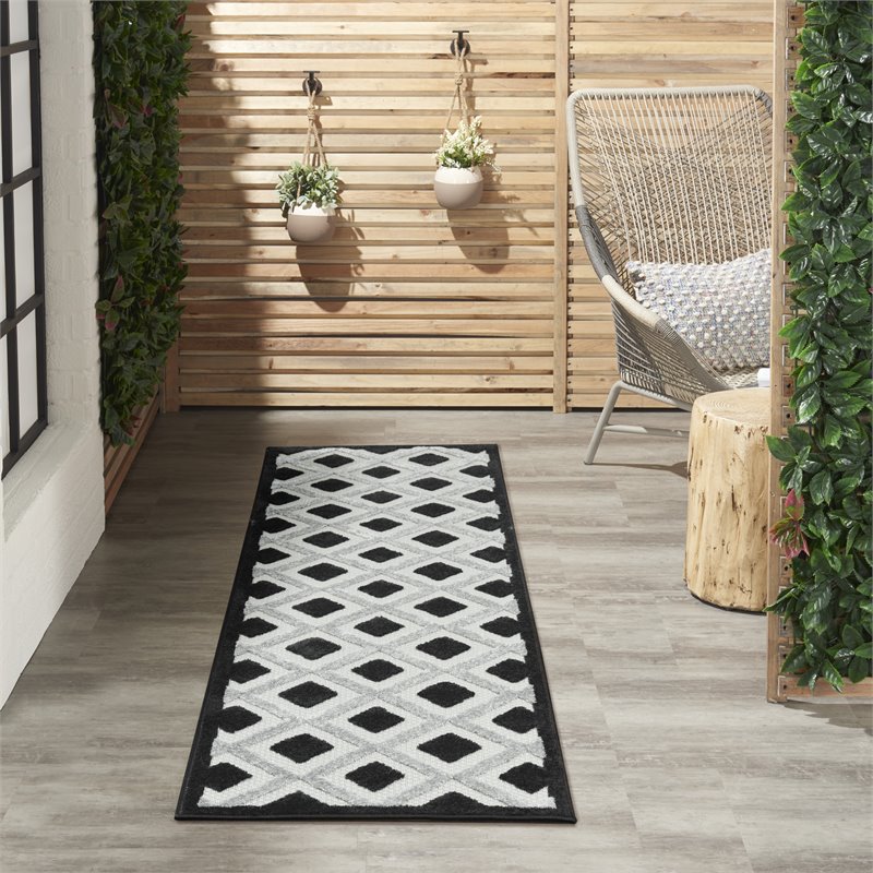 Nourison Aloha 24x72