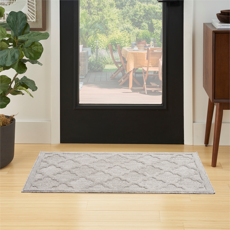 Nourison Easy Care 2' x 4' Silver Gray Fabric Modern Area Rug (2' x 4')