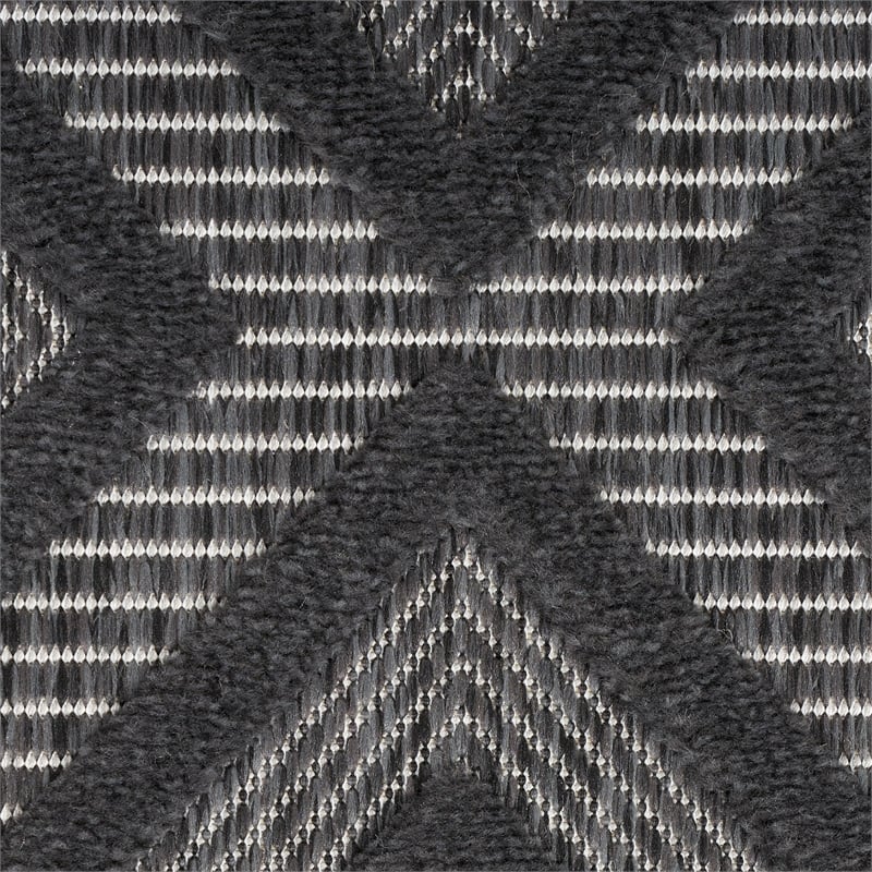 Nourison Versatile 5' x 7' Indoor/Outdoor Rug in Charcoal/Black