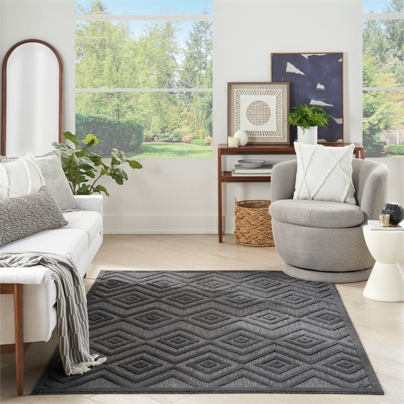 Nourison Versatile 5' x 7' Indoor/Outdoor Rug in Charcoal/Black