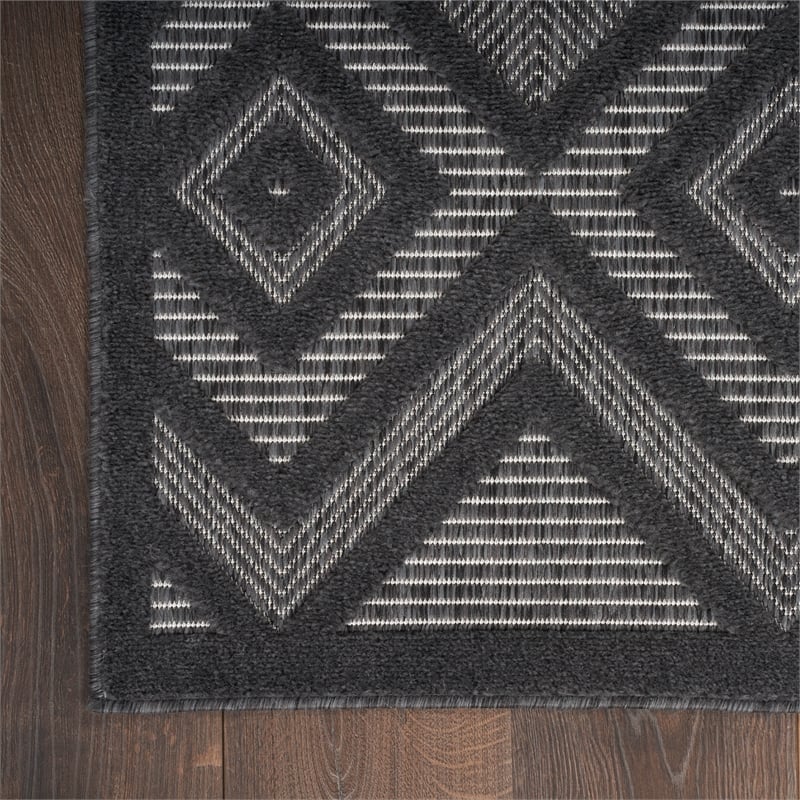 Nourison Versatile 5' x 7' Indoor/Outdoor Rug in Charcoal/Black