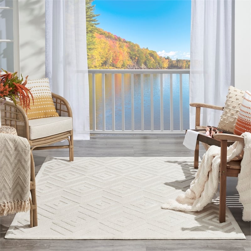 Nourison Versatile 6' x 9' Indoor/Outdoor Rug in Ivory/White