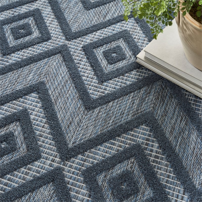 Nourison Versatile 6' x 9' Indoor/Outdoor Rug in Navy Blue