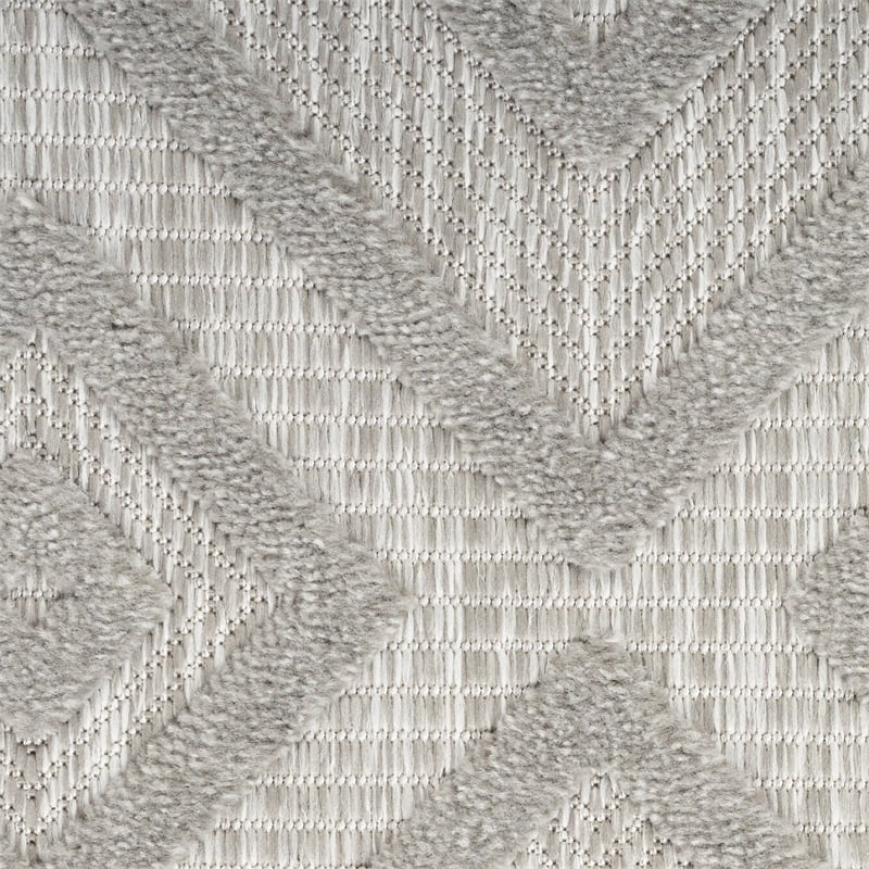 Nourison Versatile 6' x 9' Indoor/Outdoor Rug in Silver Grey