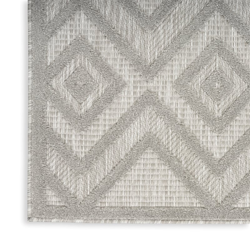 Nourison Versatile 6' x 9' Indoor/Outdoor Rug in Silver Grey