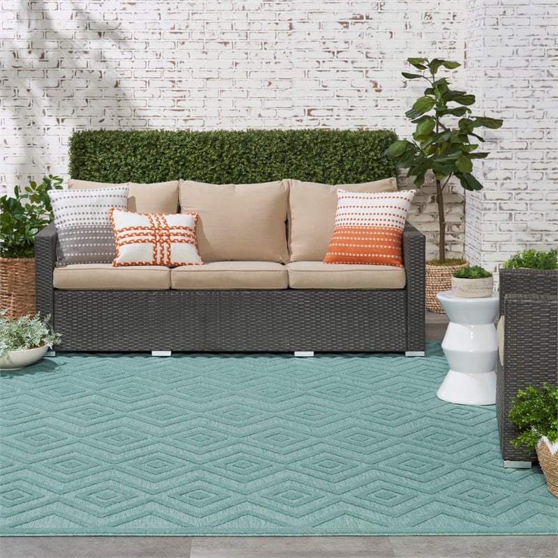Nourison Versatile 7' x 10' Indoor/Outdoor Rug in Aqua/Teal