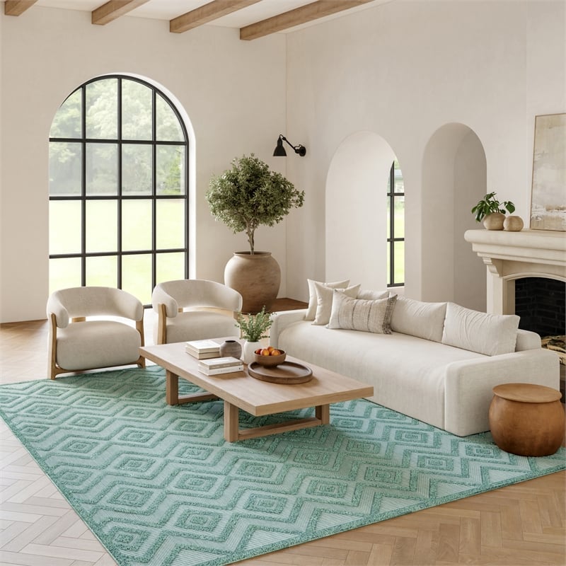 Nourison Versatile 7' x 10' Indoor/Outdoor Rug in Aqua/Teal