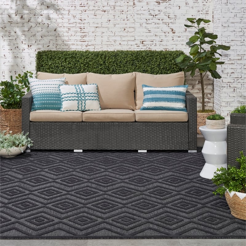 Nourison Versatile 7' x 10' Indoor/Outdoor Rug in Charcoal/Black