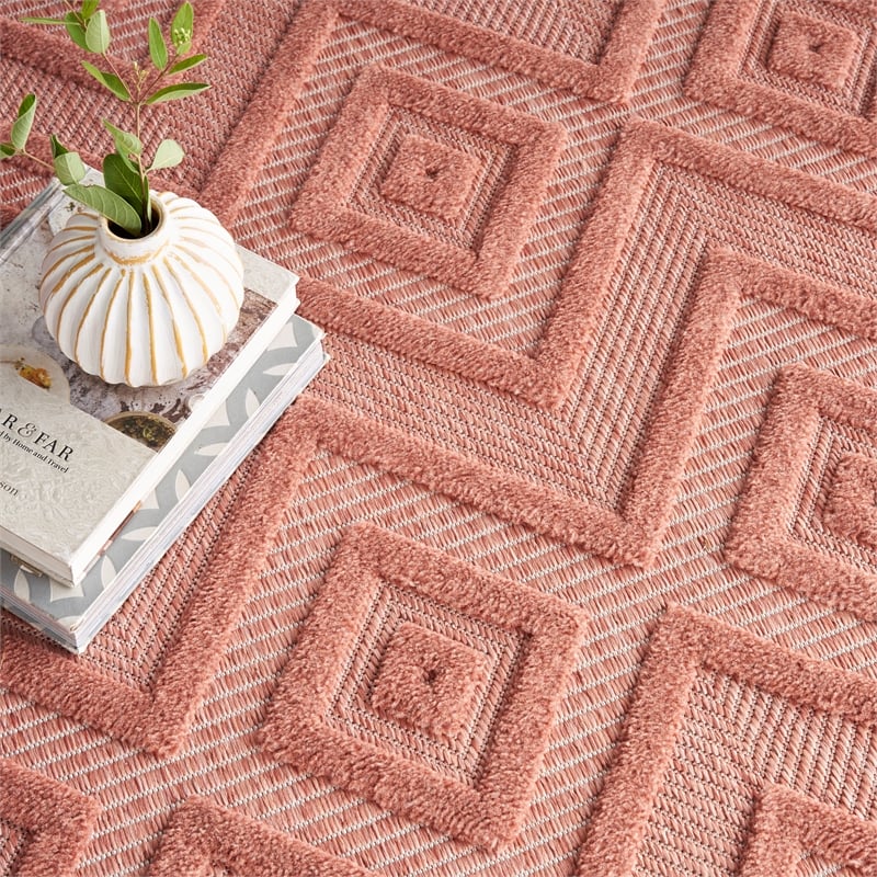 Nourison Versatile 7' x 10' Indoor/Outdoor Rug in Coral/Orange