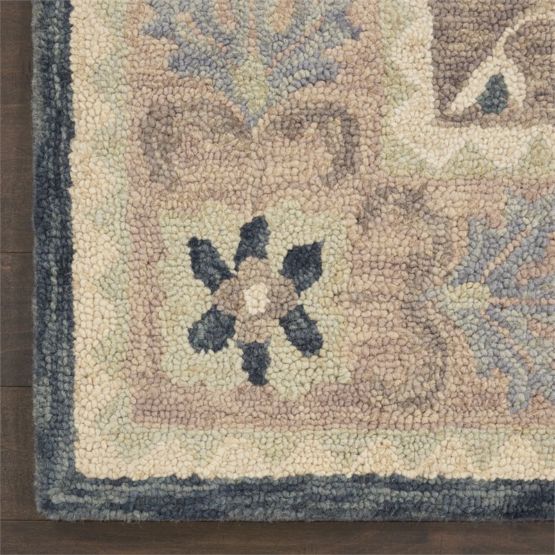 Nourison Bahari 8' x 10' Rectangle Traditional Wool Area Rug in Gray/Ivory