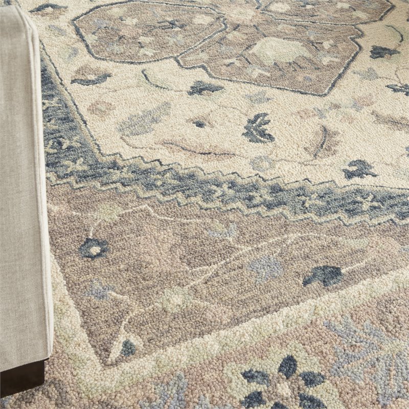 Nourison Bahari 8' x 10' Rectangle Traditional Wool Area Rug in Gray/Ivory