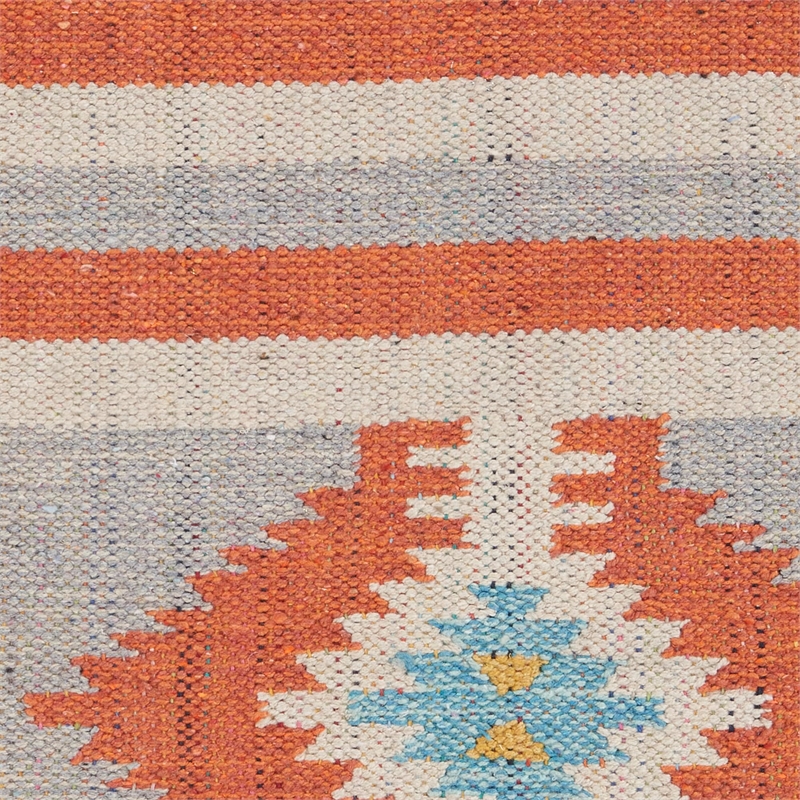 Nourison Baja 96x120